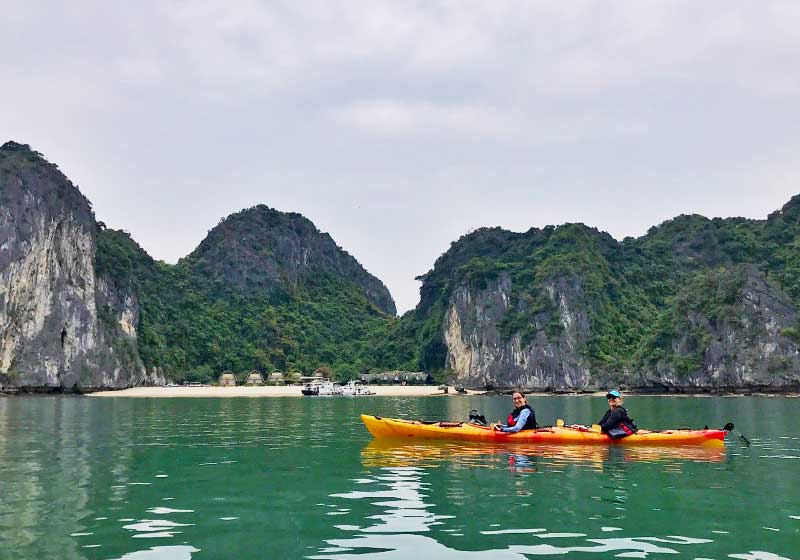 Discover Cat Ba Island Kayaking